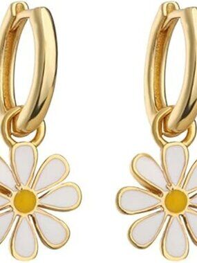 Daisy Flower Charm Earrings for Women Girls Gold Plated Hypoallergenic - NEW